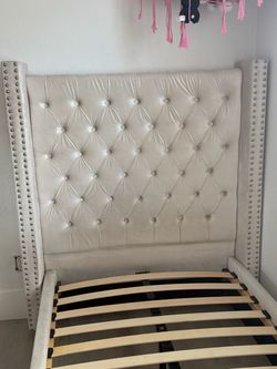 Twin bed