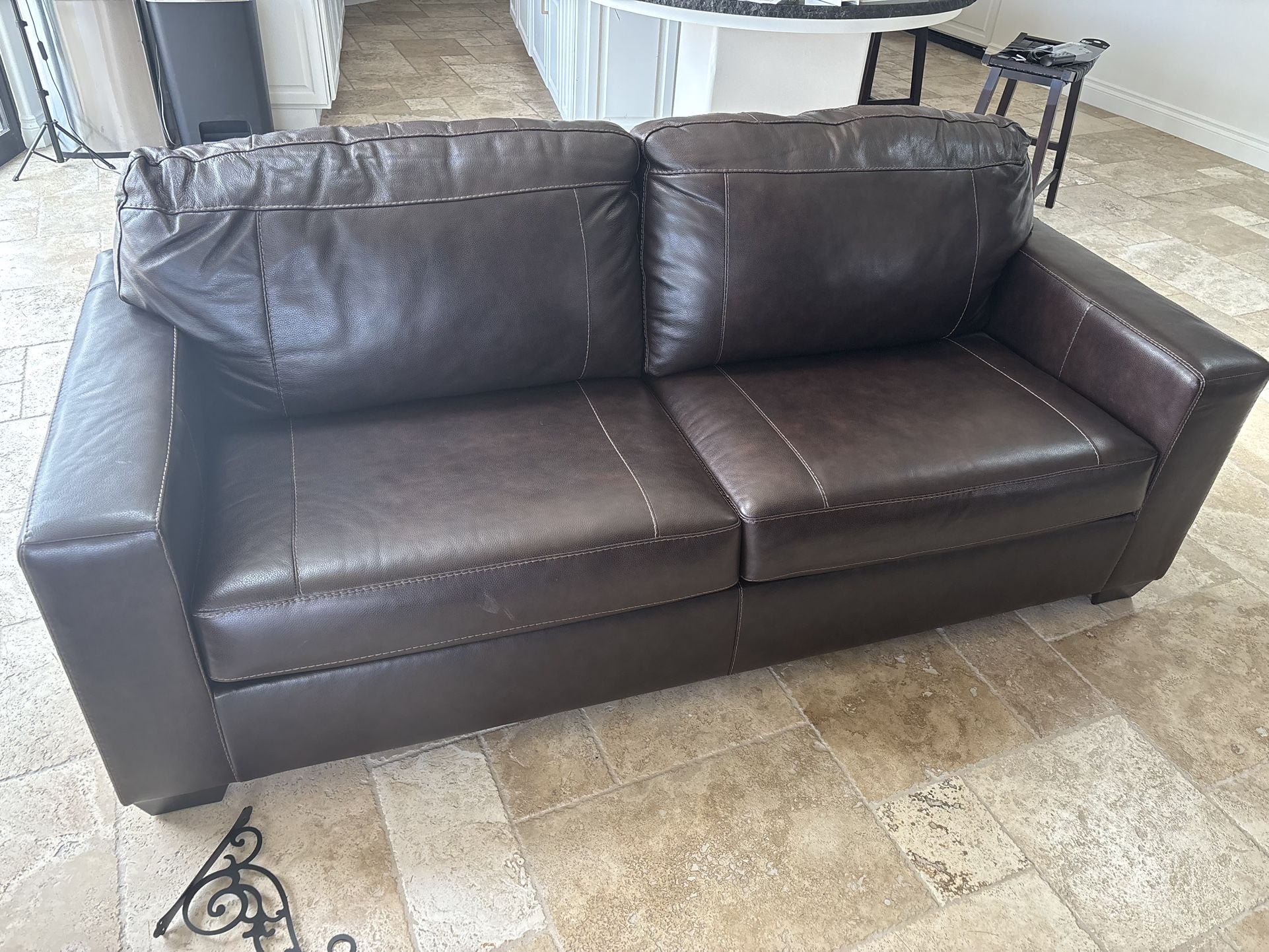 Ashley Furniture Morelos Leather Couch Set