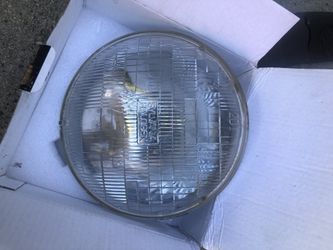 VW Vanagon Early Years New Headlights