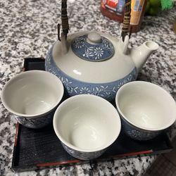 Tea Set 