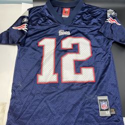VTG Reebok NFL New England Patriots Tom Brady 12 Football Jersey Youth Med