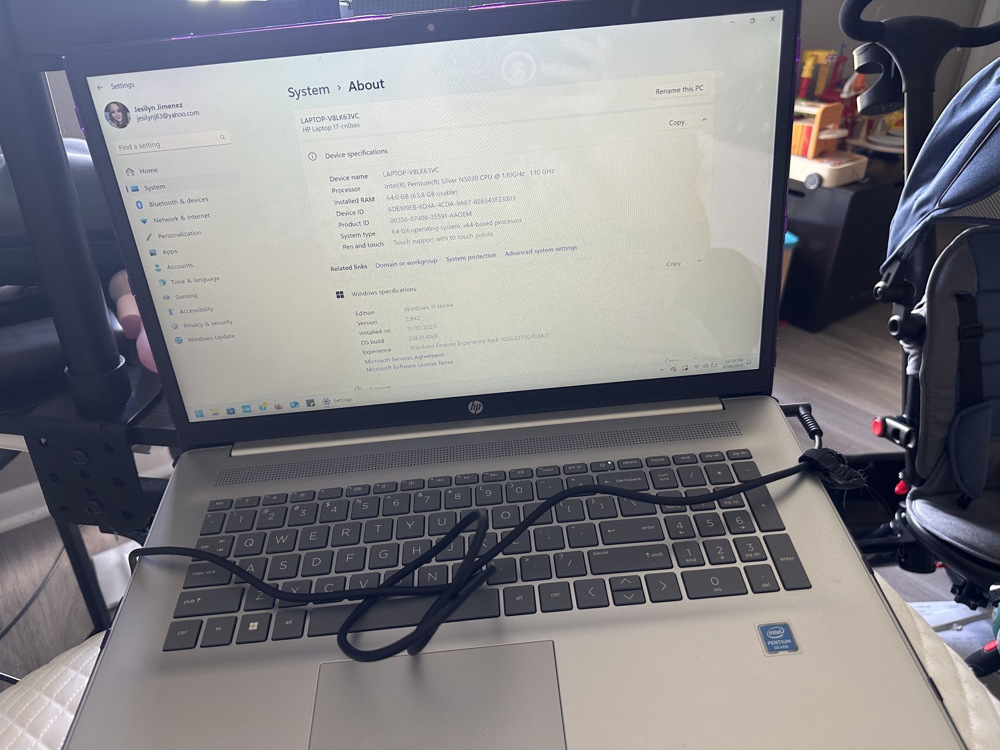 HP 17.3" HD + Touchscreen, Intel Pentium N5030, 64GB RAM, 2TB SSD, UHD Graphics