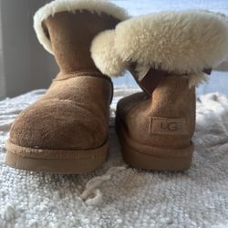 Ugg Mini Bailey Bow