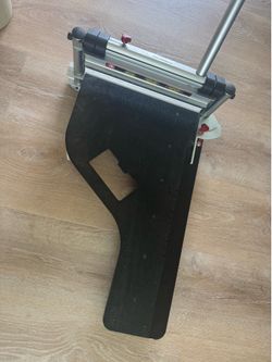 Robert’s Professional Floor Cutter