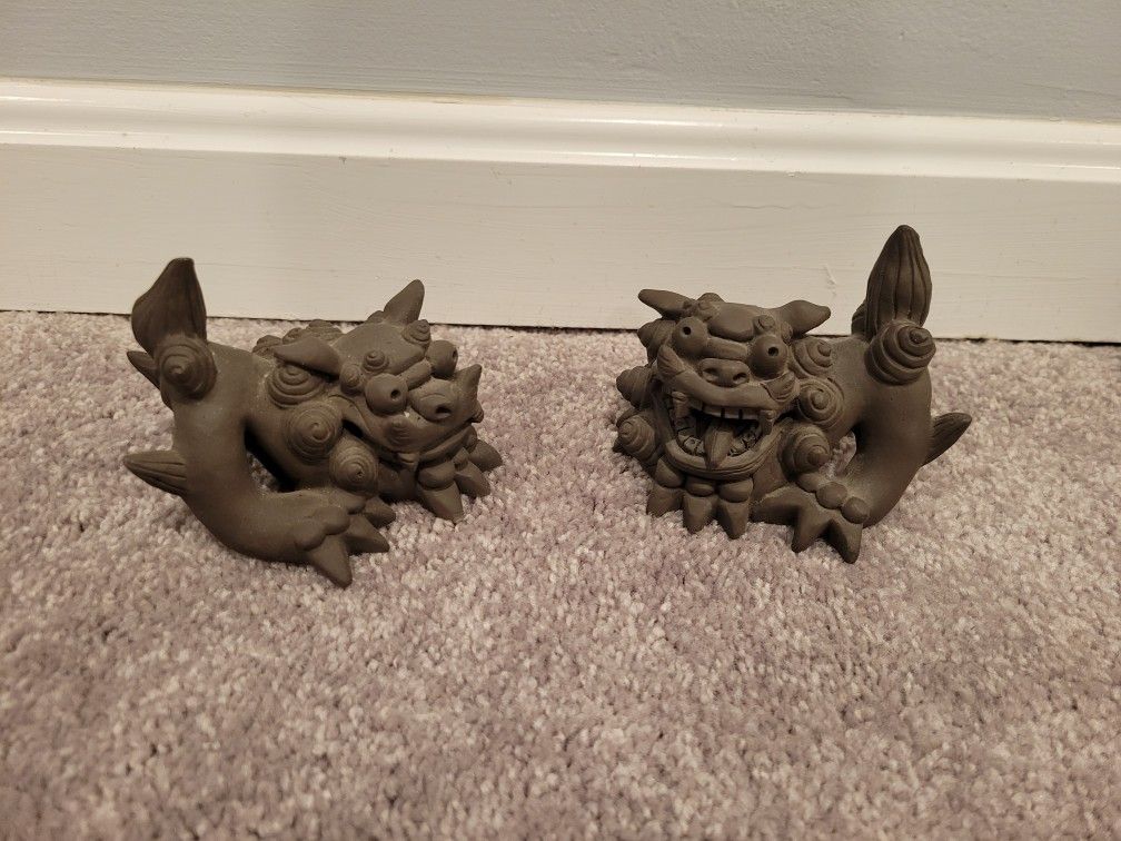 Lion Bookends/ Decor