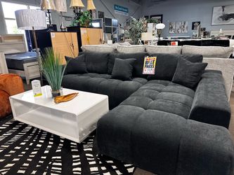Beautiful modern sofa! $1299 🛋️🖤📦