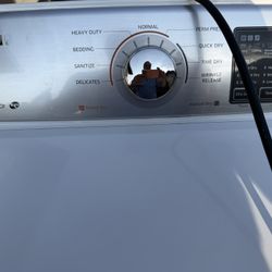 Sumsung Gas Dryer In New Condition 