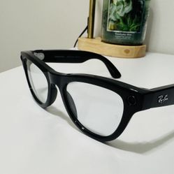 Transition Lenses Ray-Ban Meta Wayfarer Sunglasses