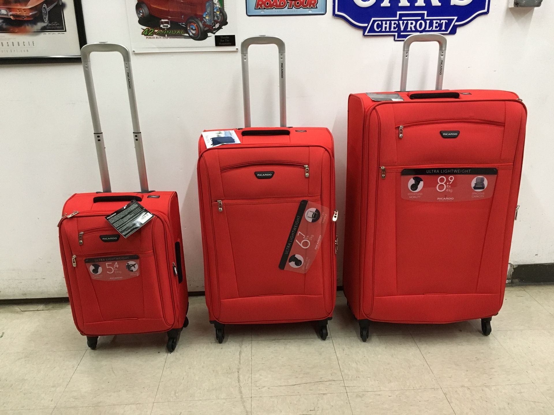 Ricardo Beverly Hills Arcata Red Spinner Suitcase Luggage Set