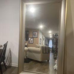 Diva Leaner Mirror