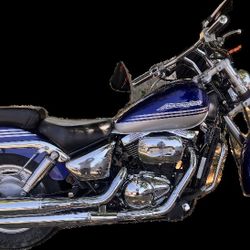 2002 900 Suzuki Mirada