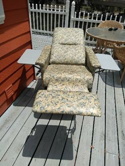 Champion Treatment medical recliner