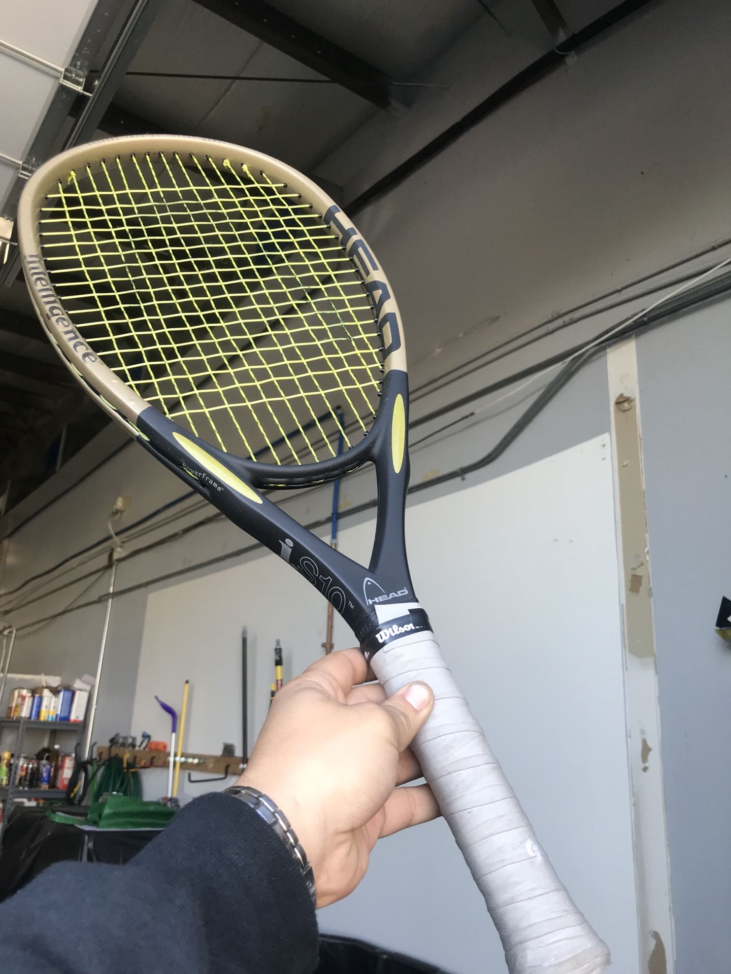 Wilson - Head intelligence tennis racket