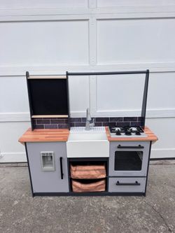 The KidKraft Farm to Table Play Kitchen