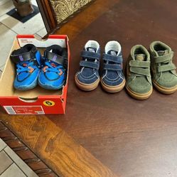 Boy Shoes Like New 4c 