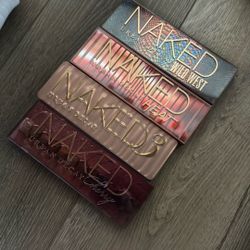 4 URBAN DECAY NAKED