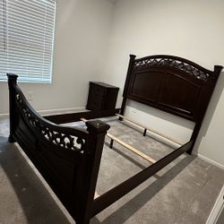 Queen Size Bed Frame With Night Stand 