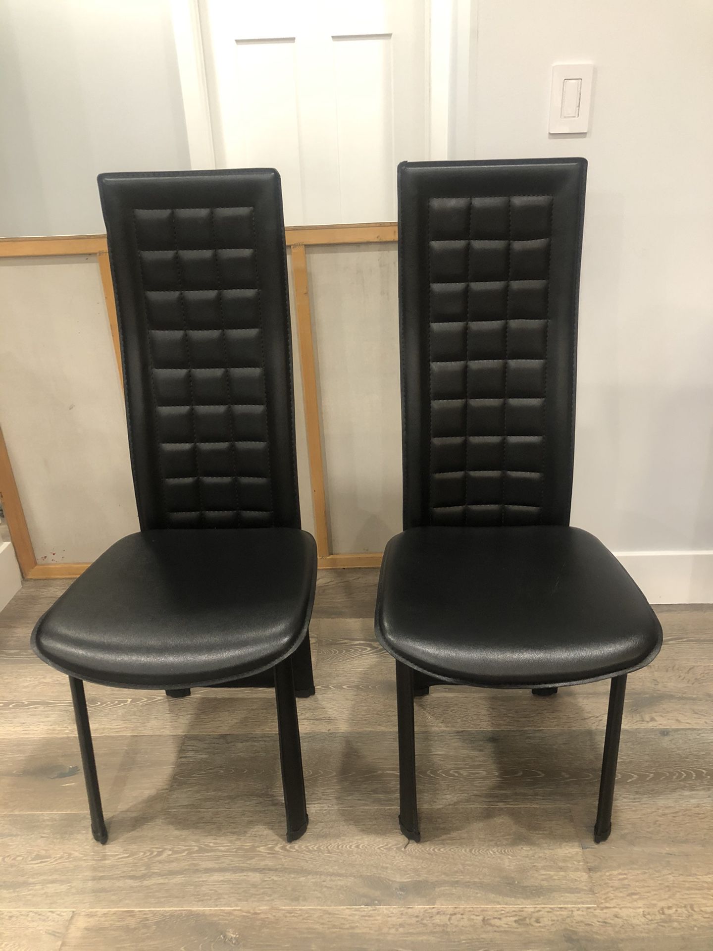 Modern black chairs! Set of 2. $50 for both chairs.
