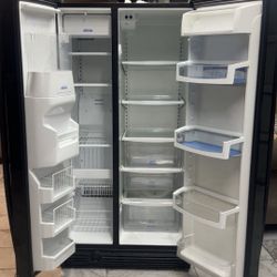 Whirlpool gold 28.4 cu ft Refrigerator And Freezer 