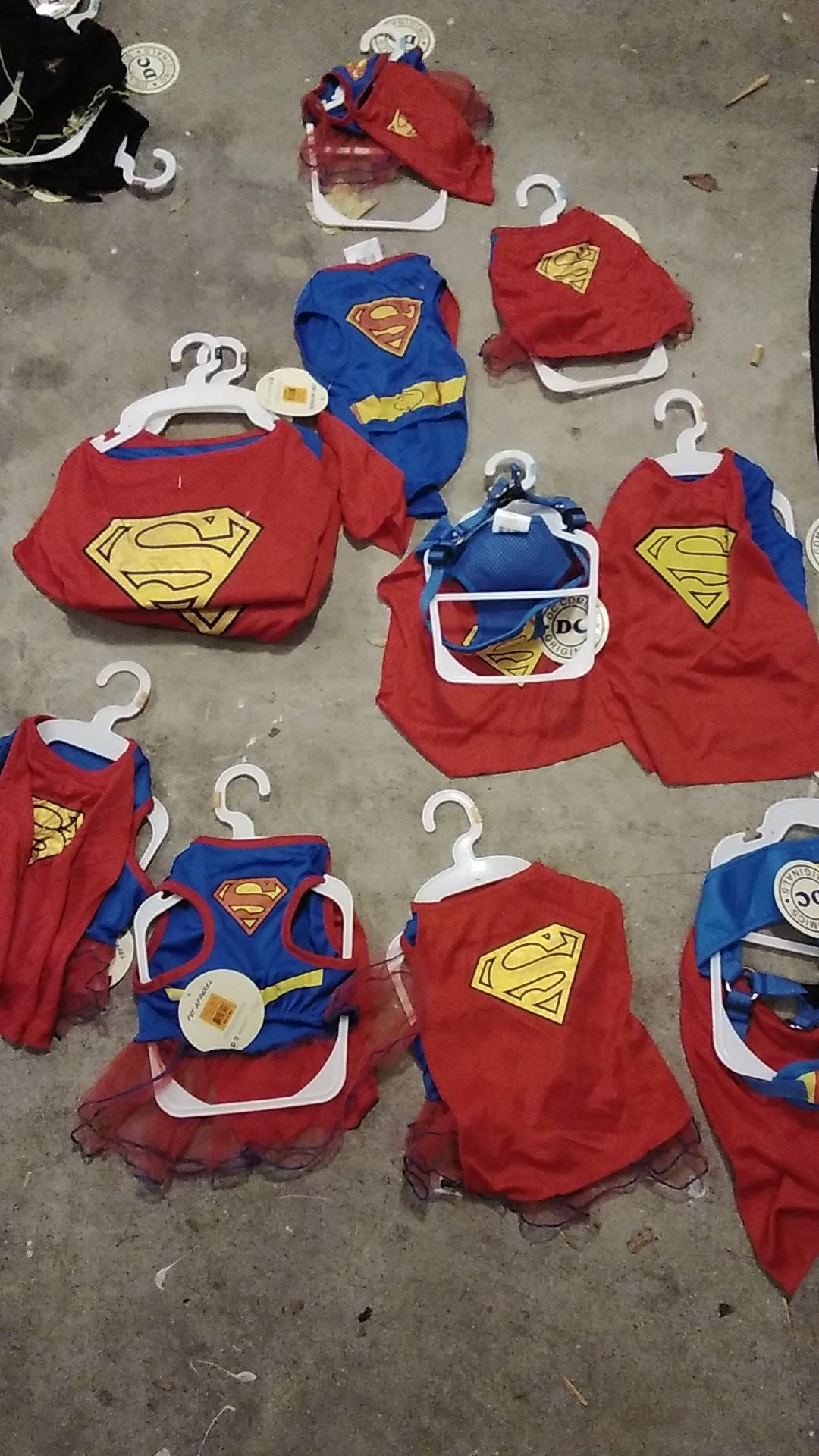 DC Comics original dog harness Superman and Supergirl harnessed and non harnessed different sizes