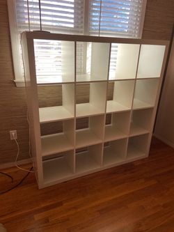 Display case bookshelf
