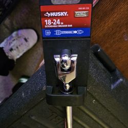 Husky 1/2" Extendable Breaker Bar
