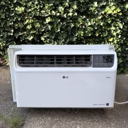 LG Air Conditioner (14,000 BTU) 