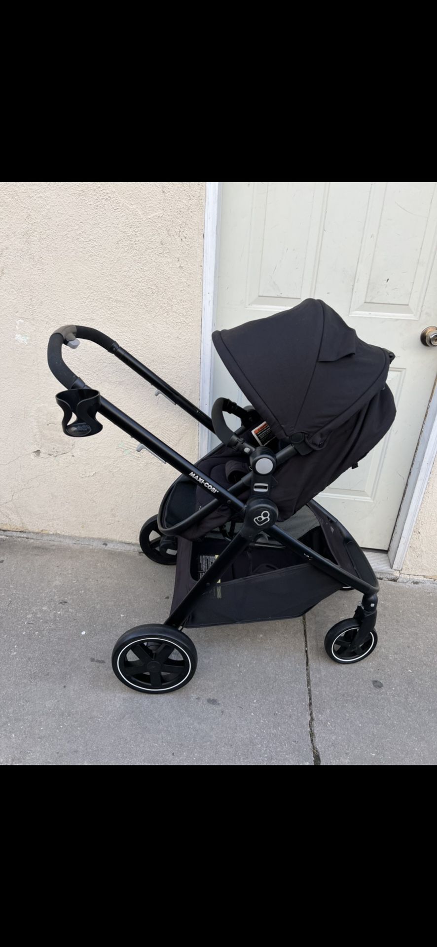 MAXI COSI STROLLER 3&1