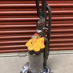 Dyson Vaccuum