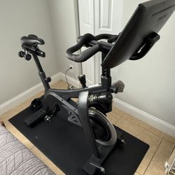 Soul Cycle Bike - Gently Used
