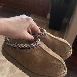 Toddler Ugg Size 12