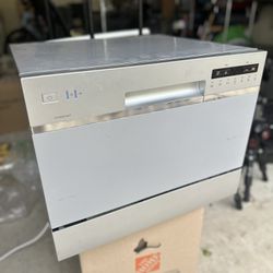 EdgeStar Countertop Dishwasher 