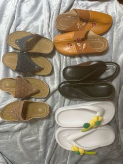 Women’s shoes size 6 1/2 Wide