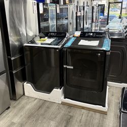 Samsung Dark Stainless Top Load Washer And Gas Dryer Set 