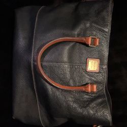 Dooney & Bourke 