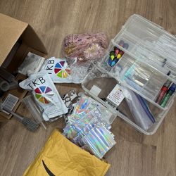 Lipgloss Maker items