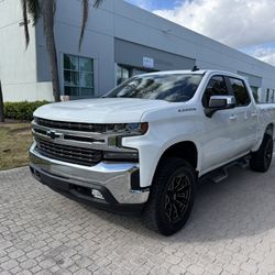 2019 Chevrolet Silverado LT 