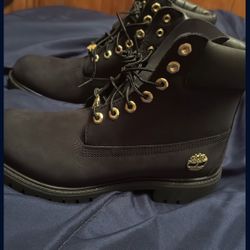 Size 9 Men Timberlands