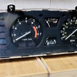 1(contact info removed) Toyota Truck SR5 Gauge Cluster