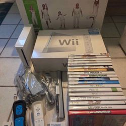 Nintendo Wii Huge Bundle 
