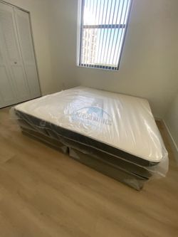 King mattress regular and box spring set (2pc - brand new)