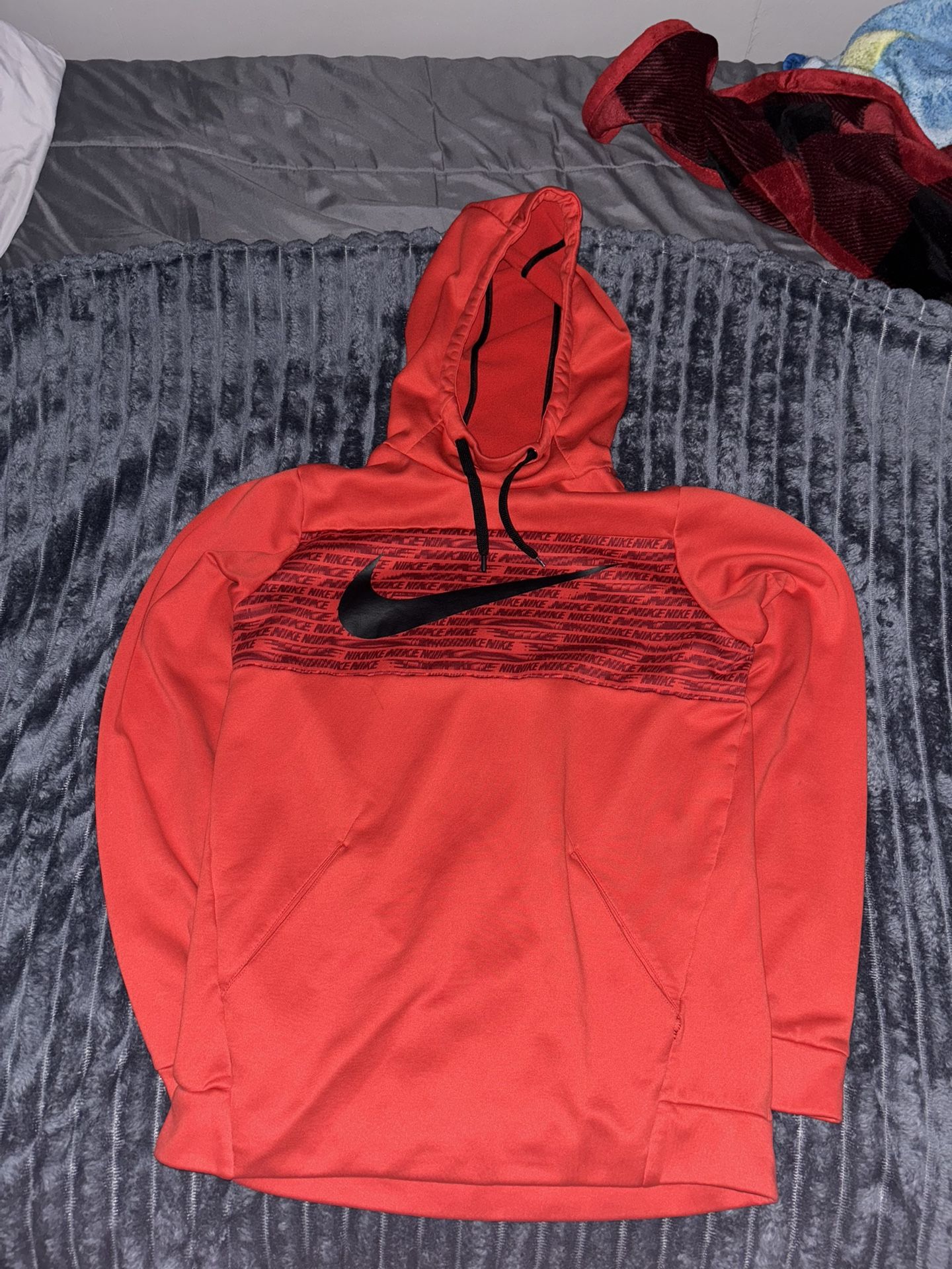 Mens Nike Hoodie (Red)