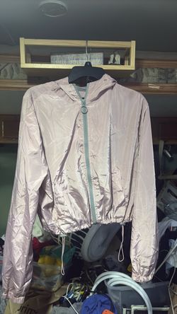 lightweight cropped windbreaker jacket XL