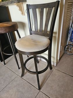 Bar Stool 
