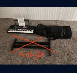 Yamaha PSR F51 Keyboard 