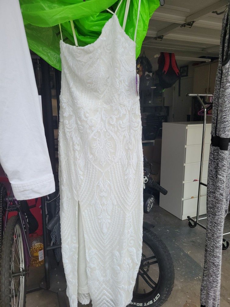 White Windsor Dress New Small