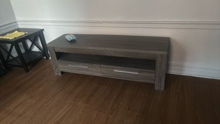Tv stand / Dresser