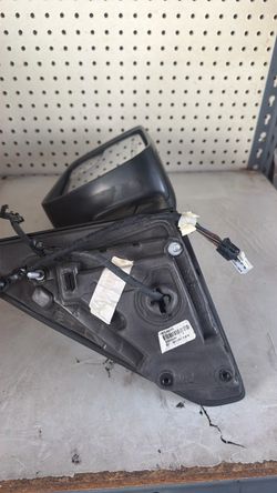 2019-2022 Ram 1500 View Mirror OEM- 5zk42kxjah