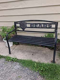 Metal chicago bears bench great shape