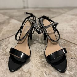 Woman’s Sz. 10 Beautiful Black Glittering Heels